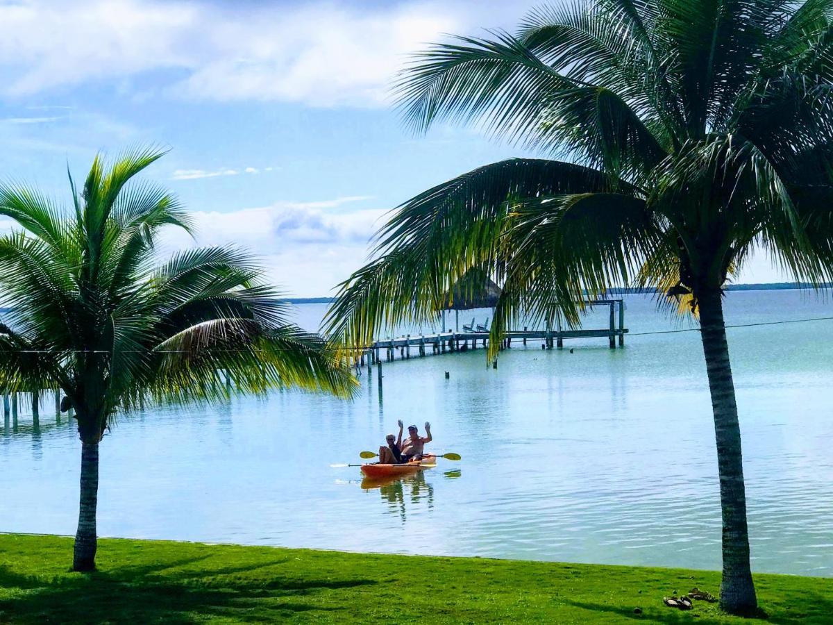 Tilt-Ta-Dock Resort Belize Corozal Town Extérieur photo