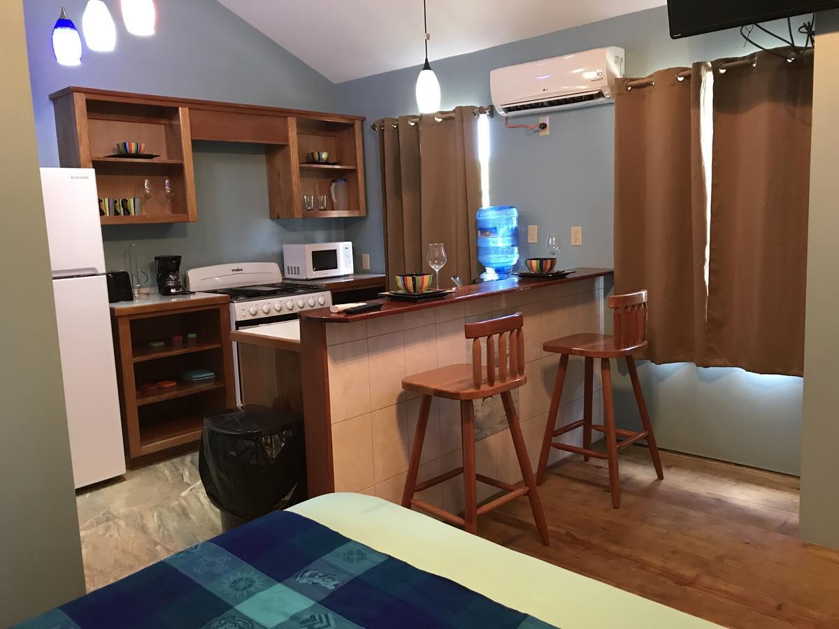 Tilt-Ta-Dock Resort Belize Corozal Town Extérieur photo